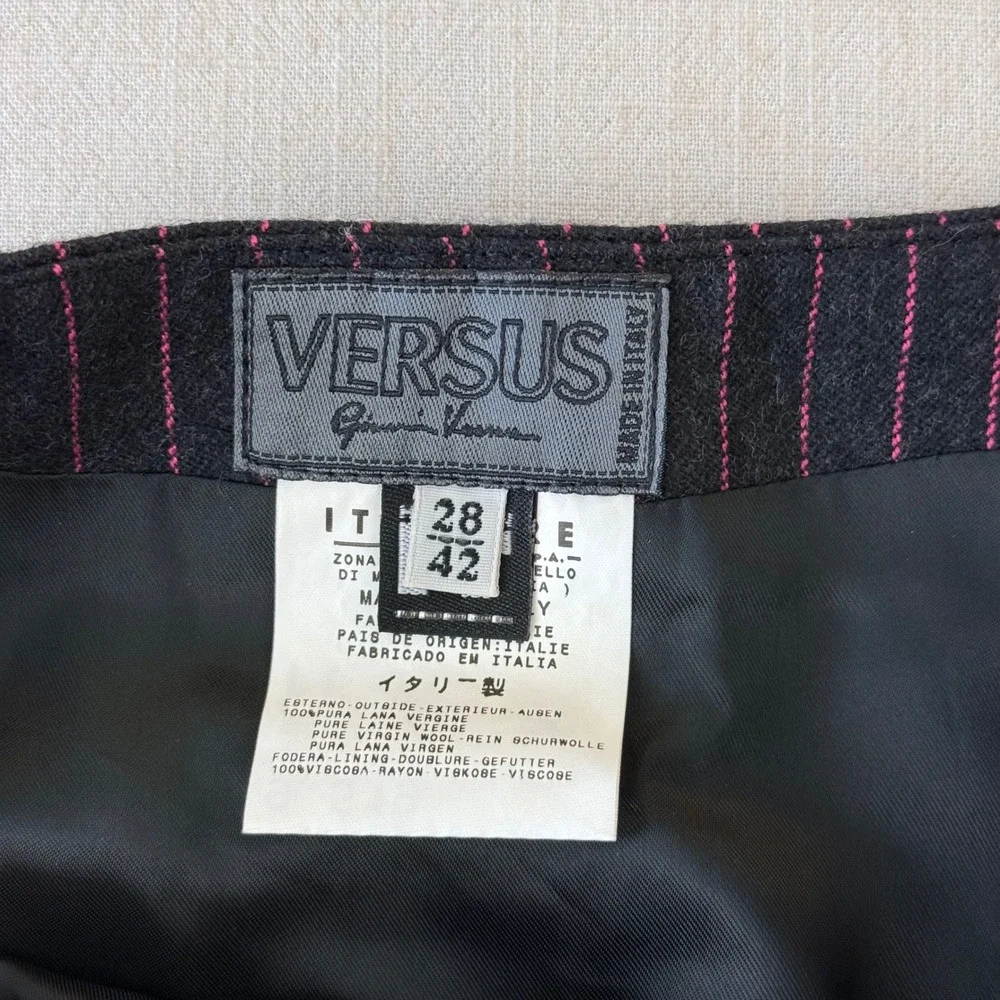Versus Gianni Versace Pinstripe Wool Mini Skirt Womens 28 Black Pink Italy
